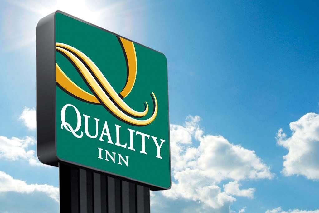 Quality Inn Хамптън Екстериор снимка
