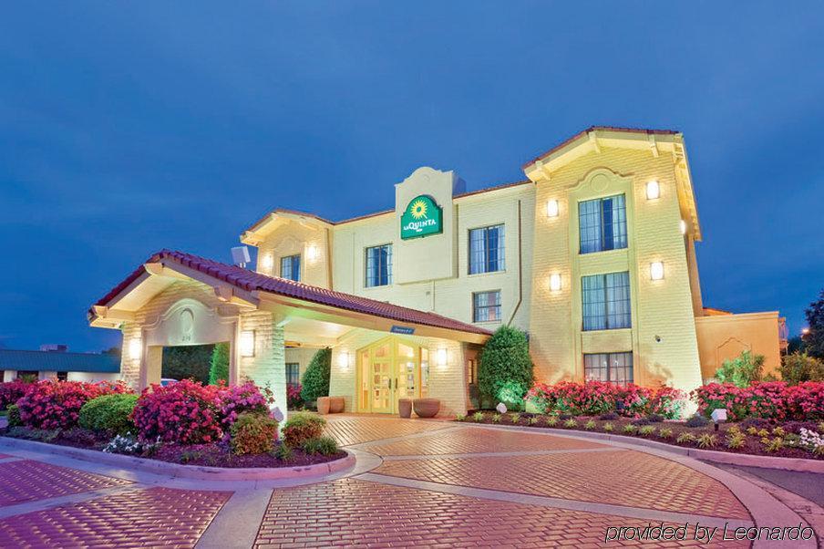 Quality Inn Хамптън Екстериор снимка